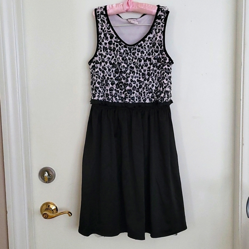 Paper Doll girl dress